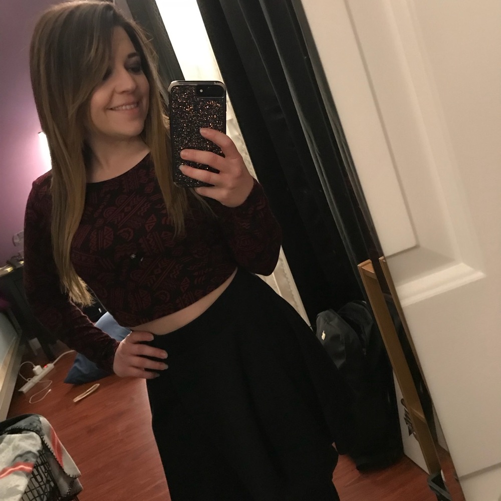 Meet your Posher, Caitlin